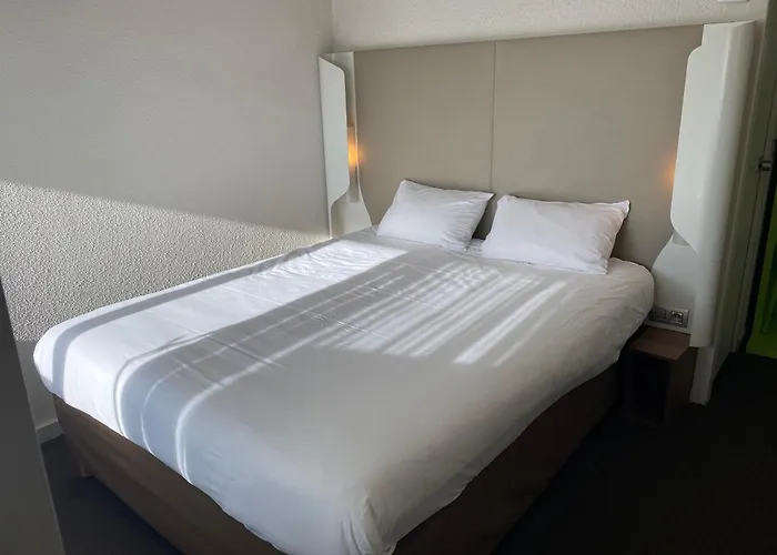 Hotell Campanile Sud Valence (Drome)